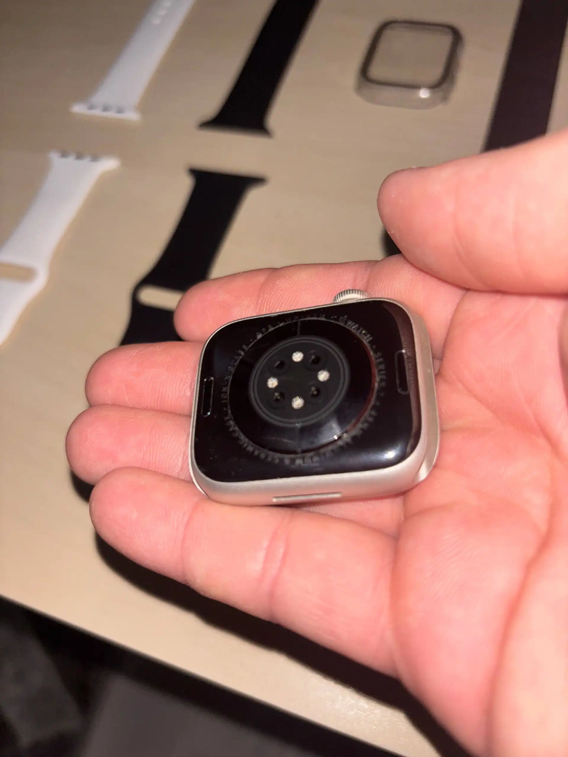 Apple Watch Series 7 45mm с браслетами и зарядкой