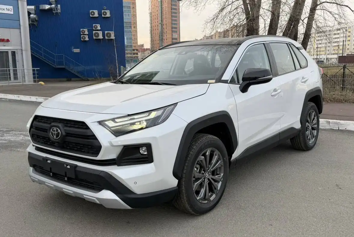 Продажа автомобиля 2 литра с максимальной комплектацией