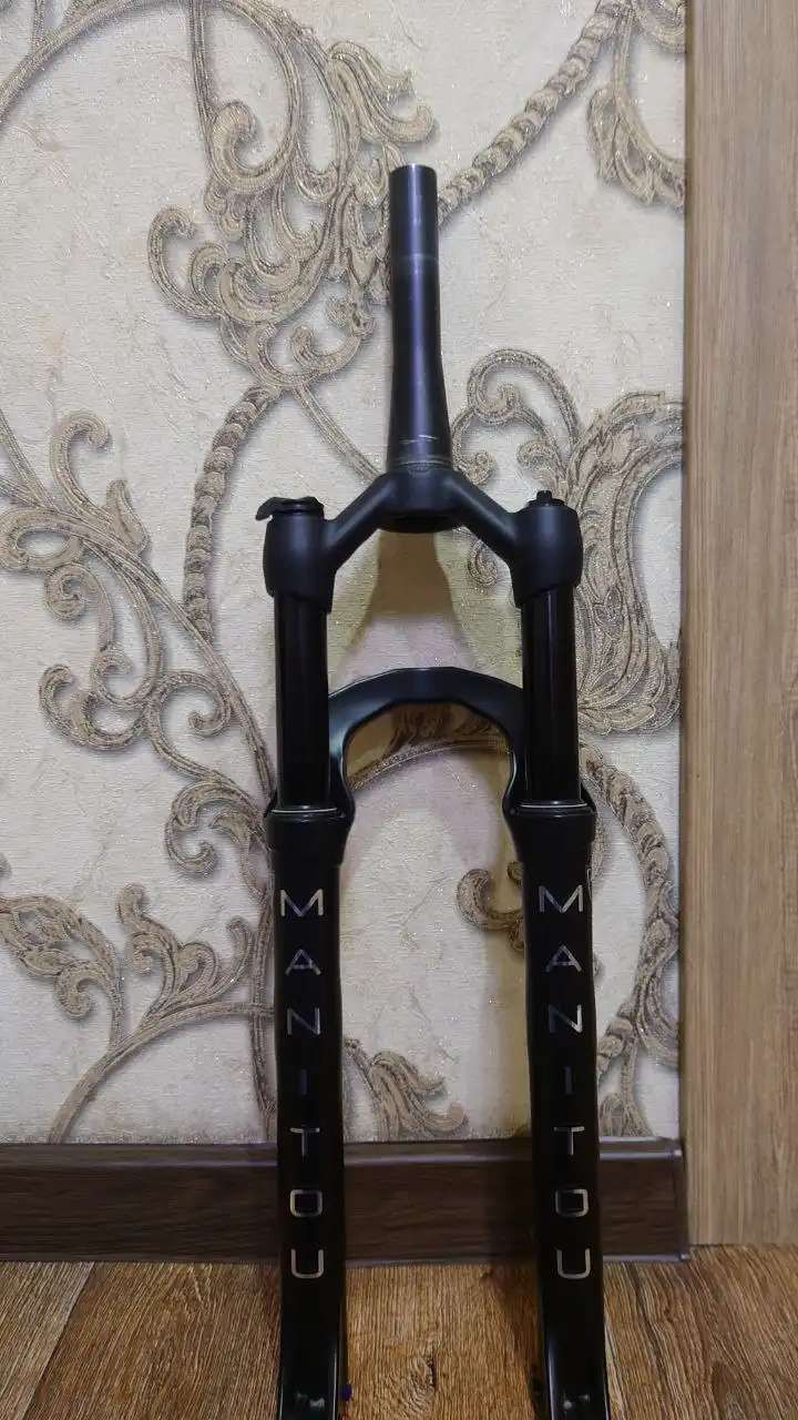 Продам вилку Manitou