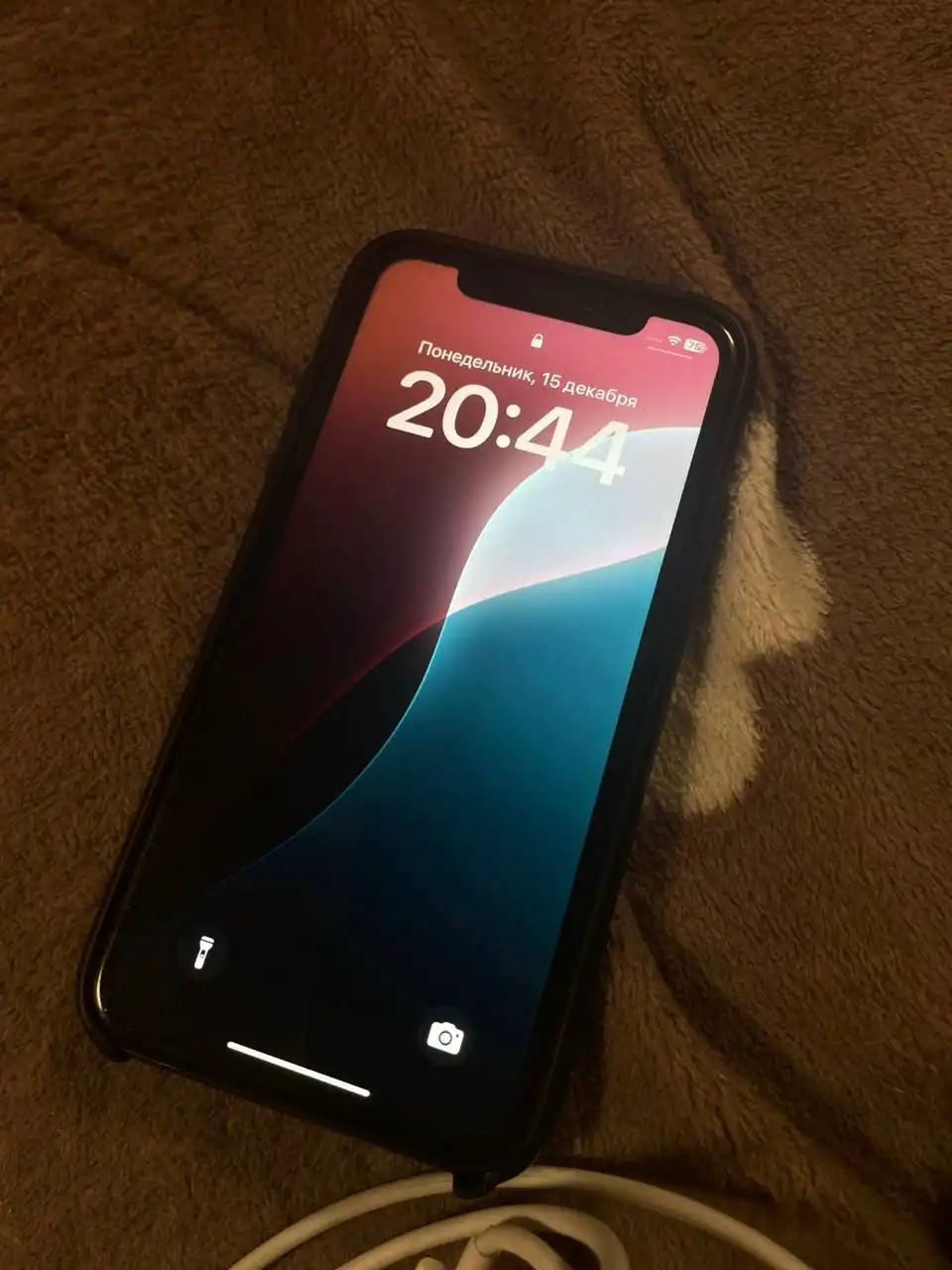 Продам iPhone XR 128 ГБ