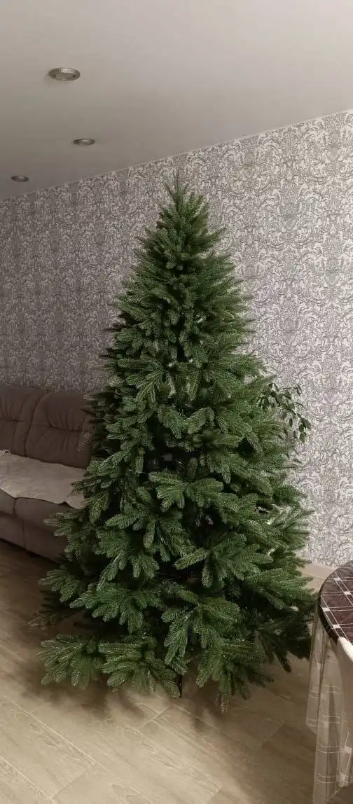 Продам искусственную литую елку 210 см