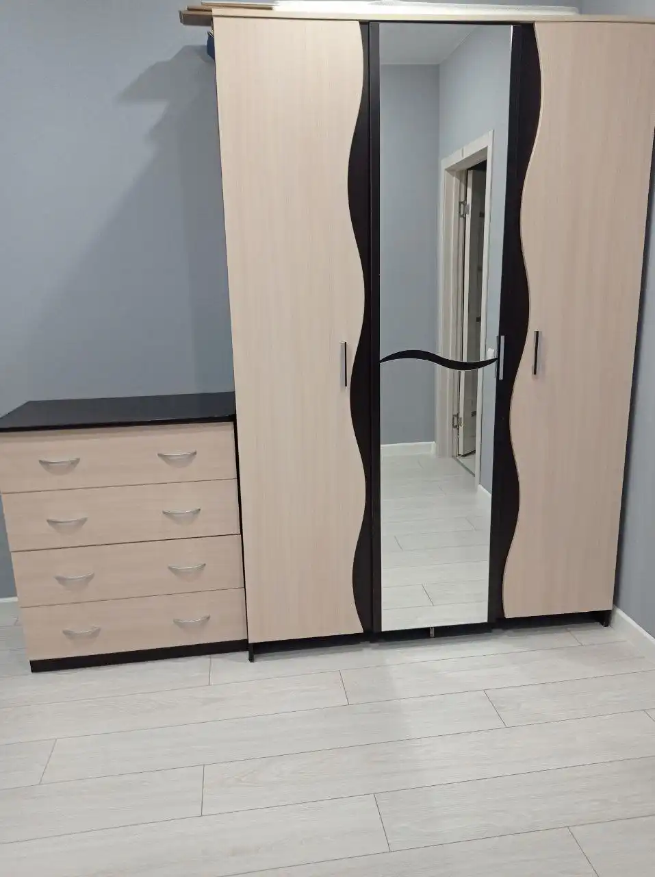 Продам бу шкаф и комод