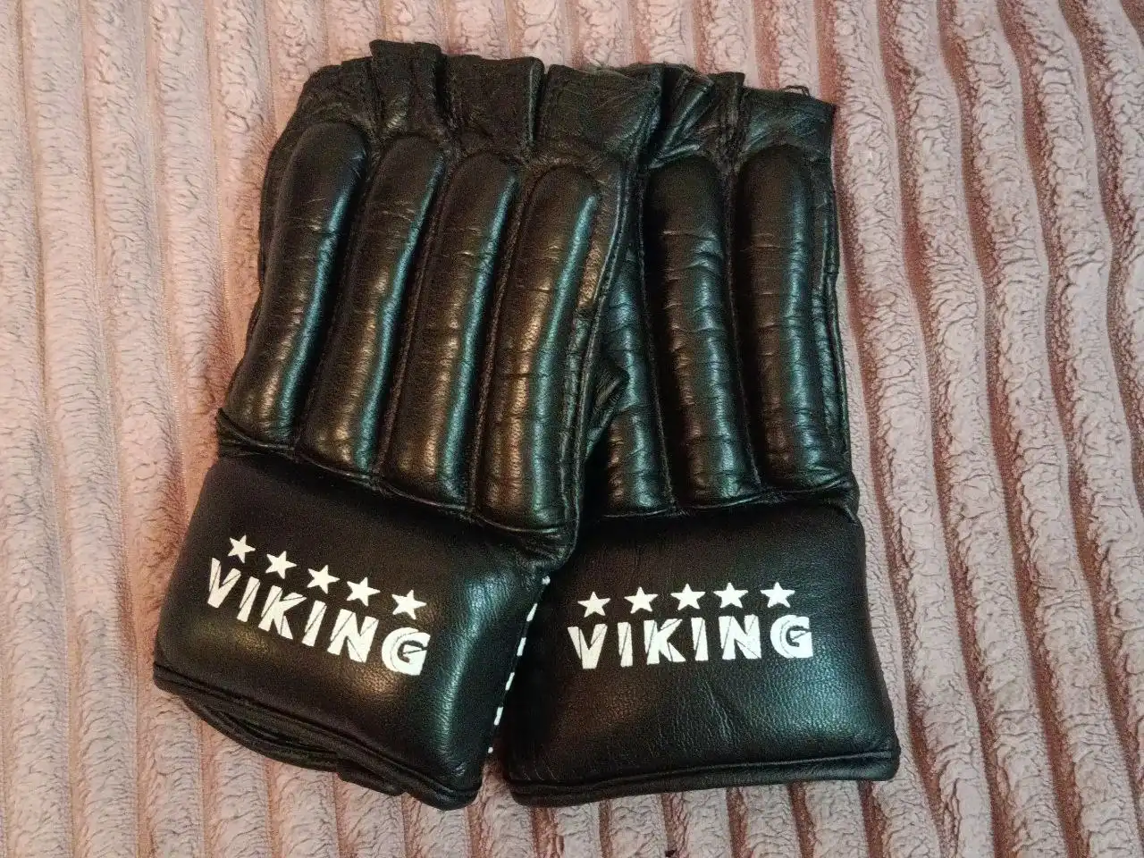 Перчатки боксерские Viking без пальцев, шингарты