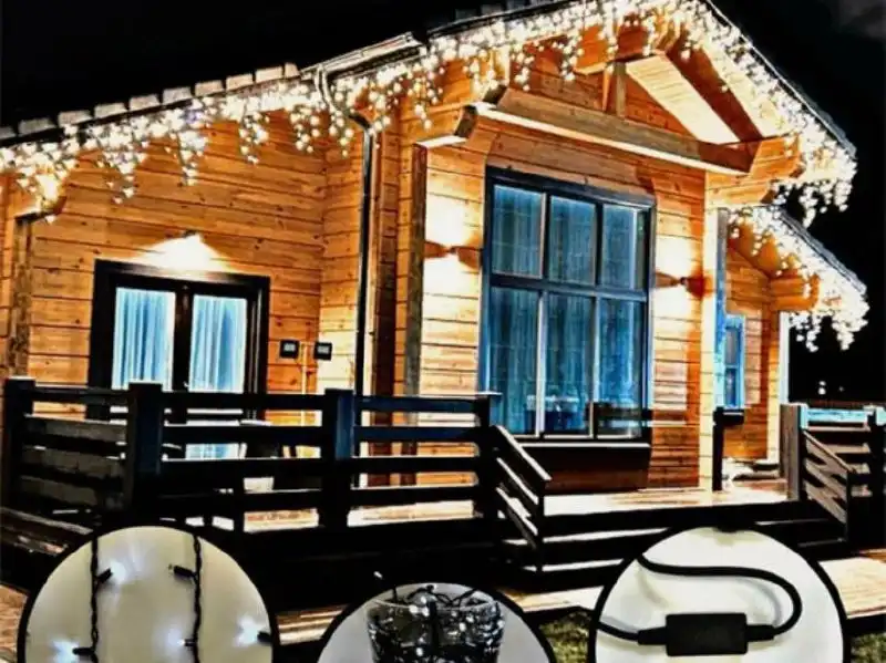 Продам уличные гирлянды и неоны