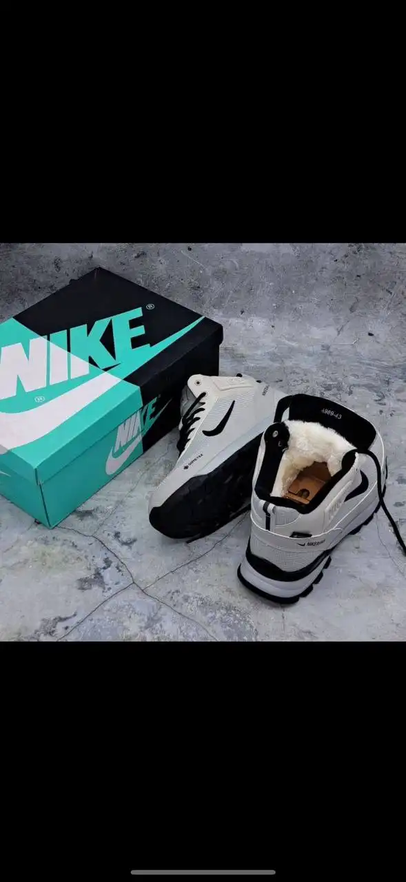 Детские зимние кроссовки с мехом 40 размер - Обувь (Товары для детей) в Казань