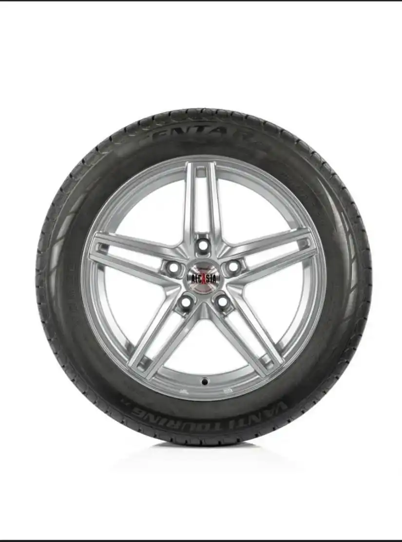 Продам летний комплект резины R16 205/55 - Шины и диски (Запчасти) в Казань