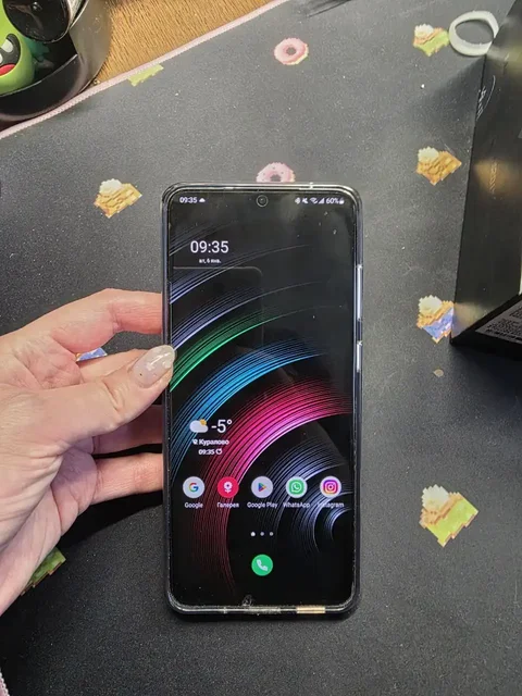 Galaxy S20 Ultra в отличном состоянии с аксессуарами - частное объявление в Казань