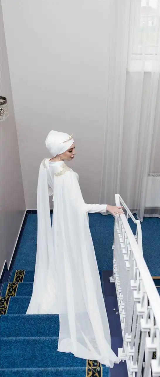 Продам платье на никах - Платья (Одежда) в Казань