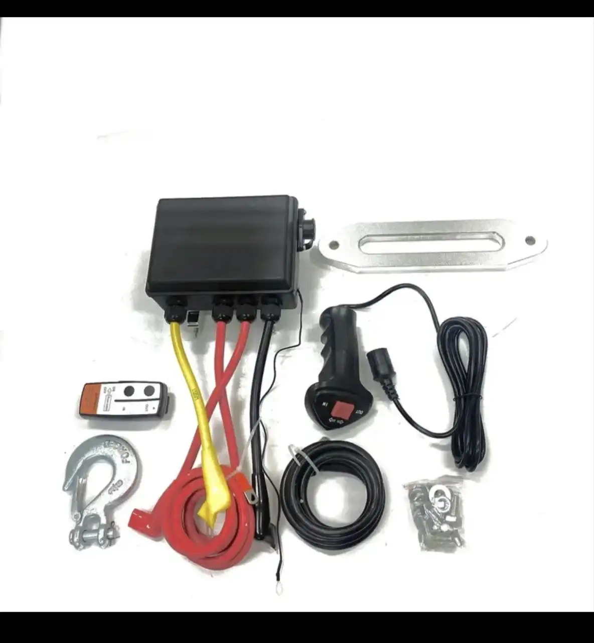 Лебедки Электрические с тяговым усилием 12000 lbs - Лебедки (Запчасти) в Казань