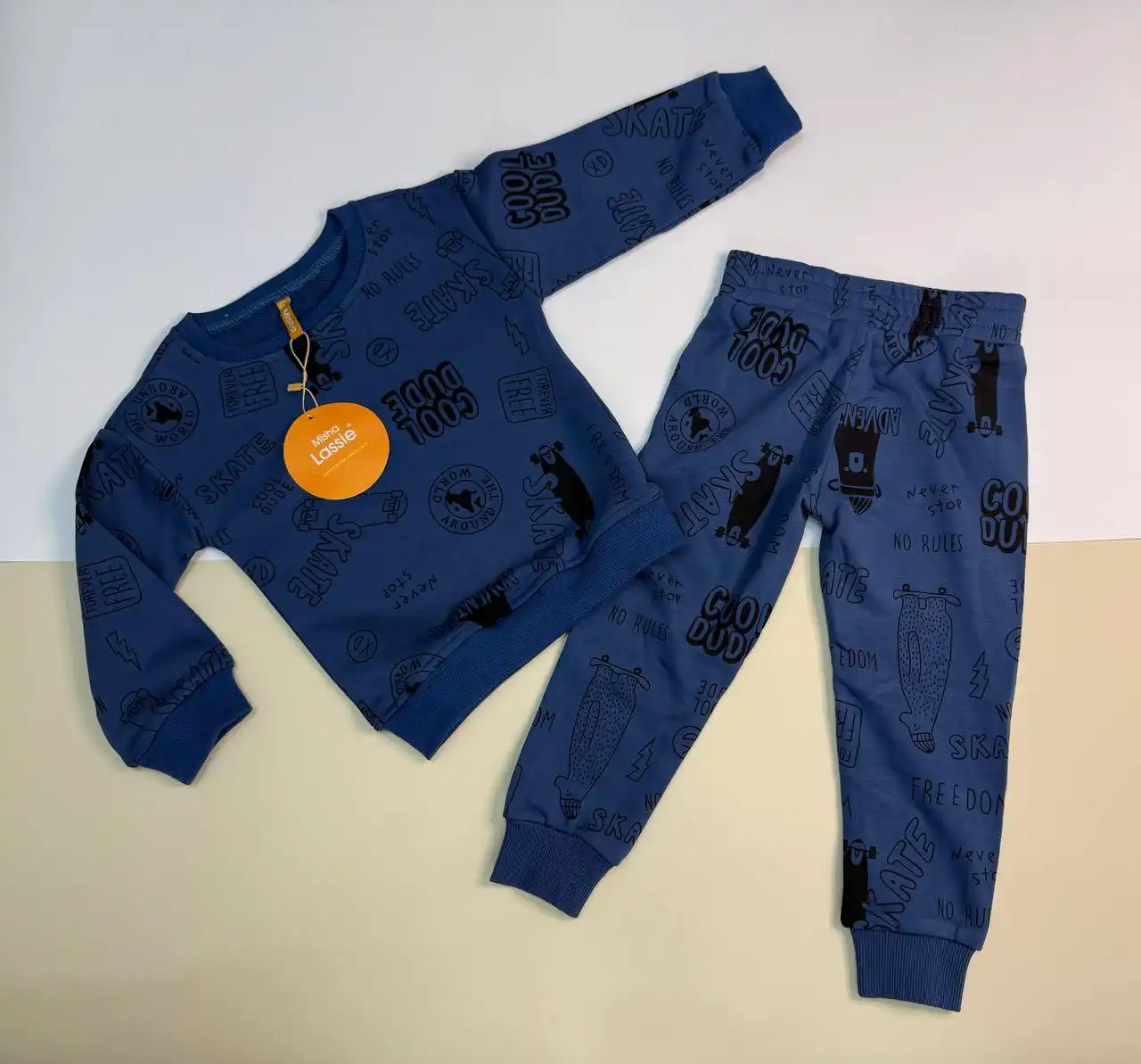 Продажа новой одежды с бирками - Одежда в Казань