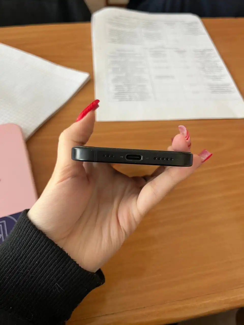 Продам iPhone 15 256GB черный - Смартфоны (Электроника) в Казань