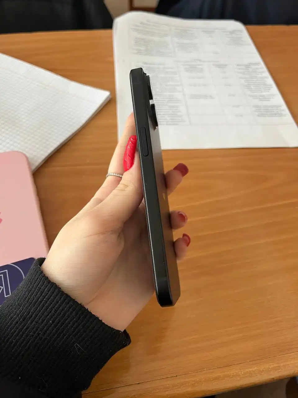 Продам iPhone 15 256GB черный - Смартфоны (Электроника) в Казань