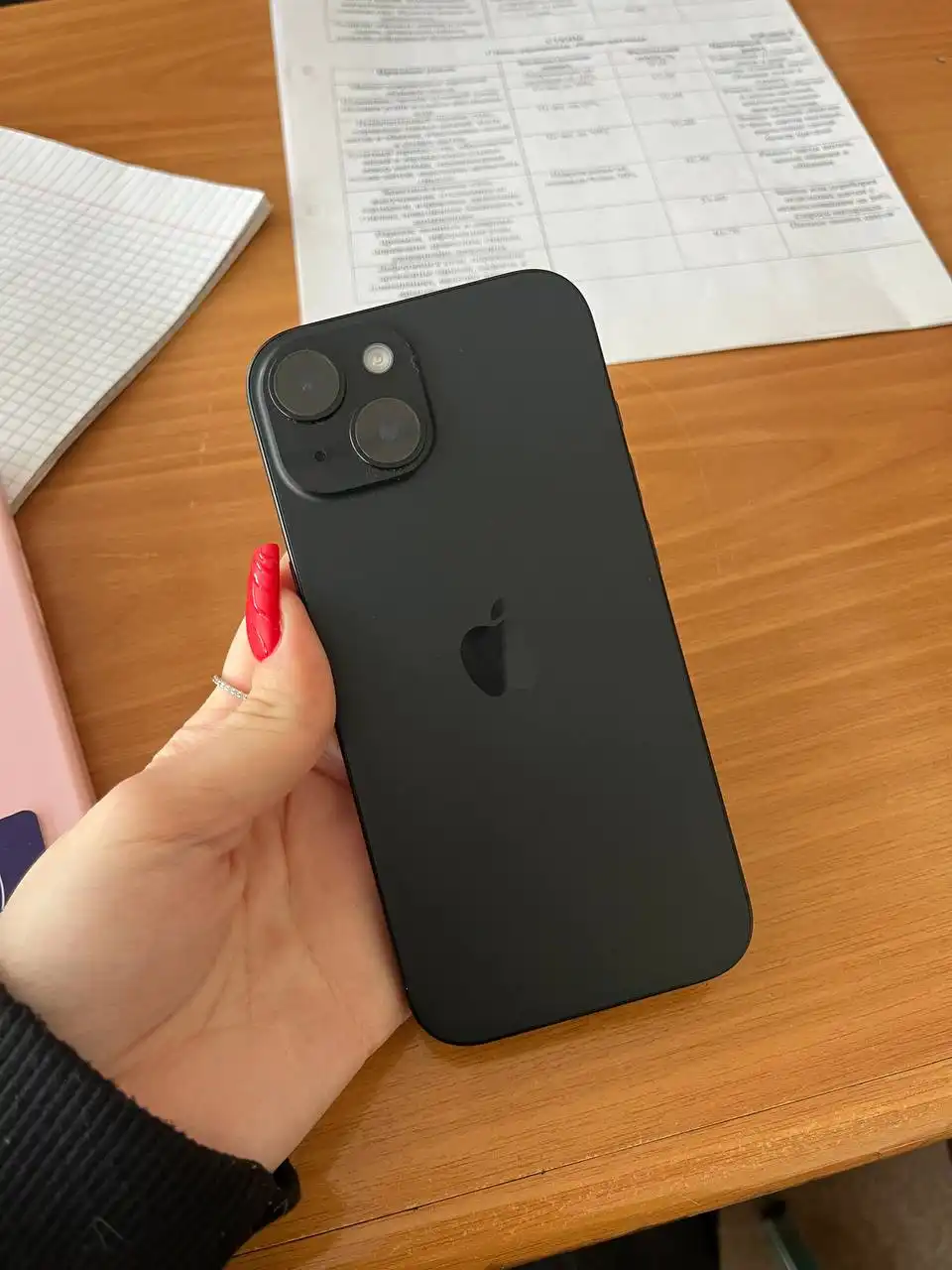 Продам iPhone 15 256GB черный - Смартфоны (Электроника) в Казань