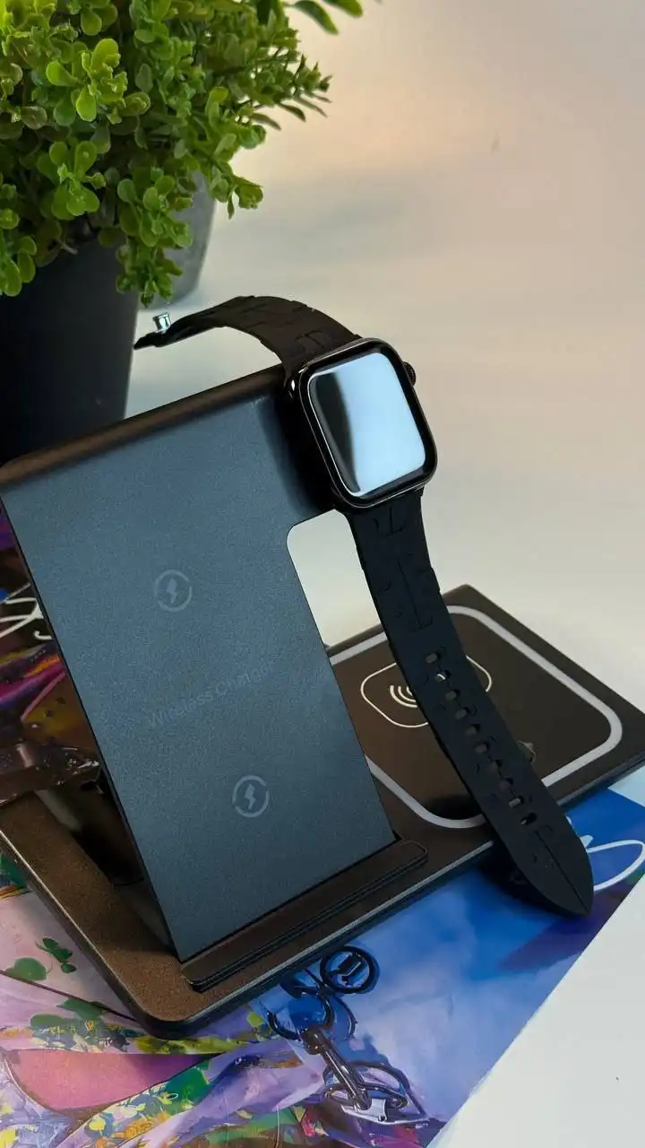 Беспроводная зарядка 3 в 1 для телефона, наушников и часов - Зарядные устройства и аксессуары (Электроника) в Казань