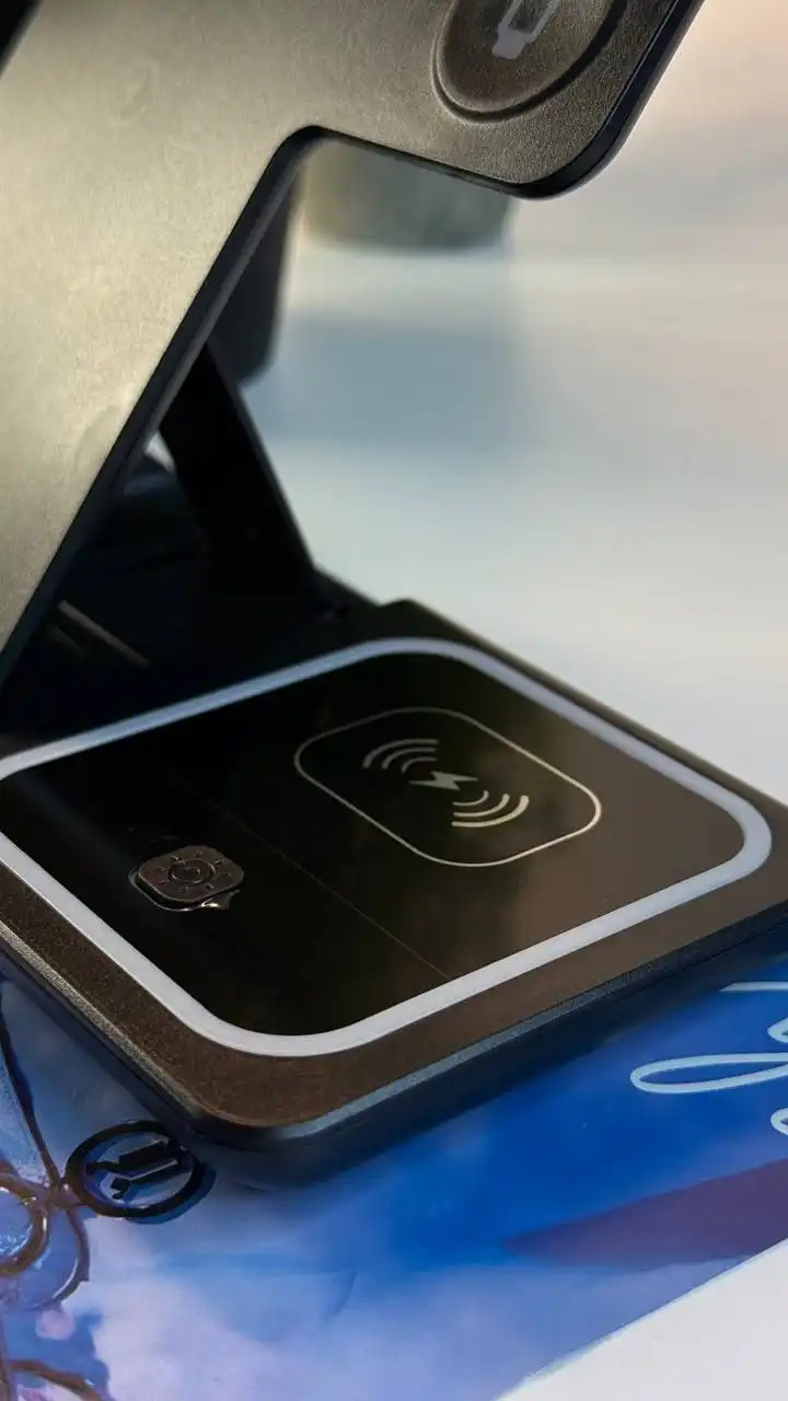 Беспроводная зарядка 3 в 1 для телефона, наушников и часов - Зарядные устройства и аксессуары (Электроника) в Казань