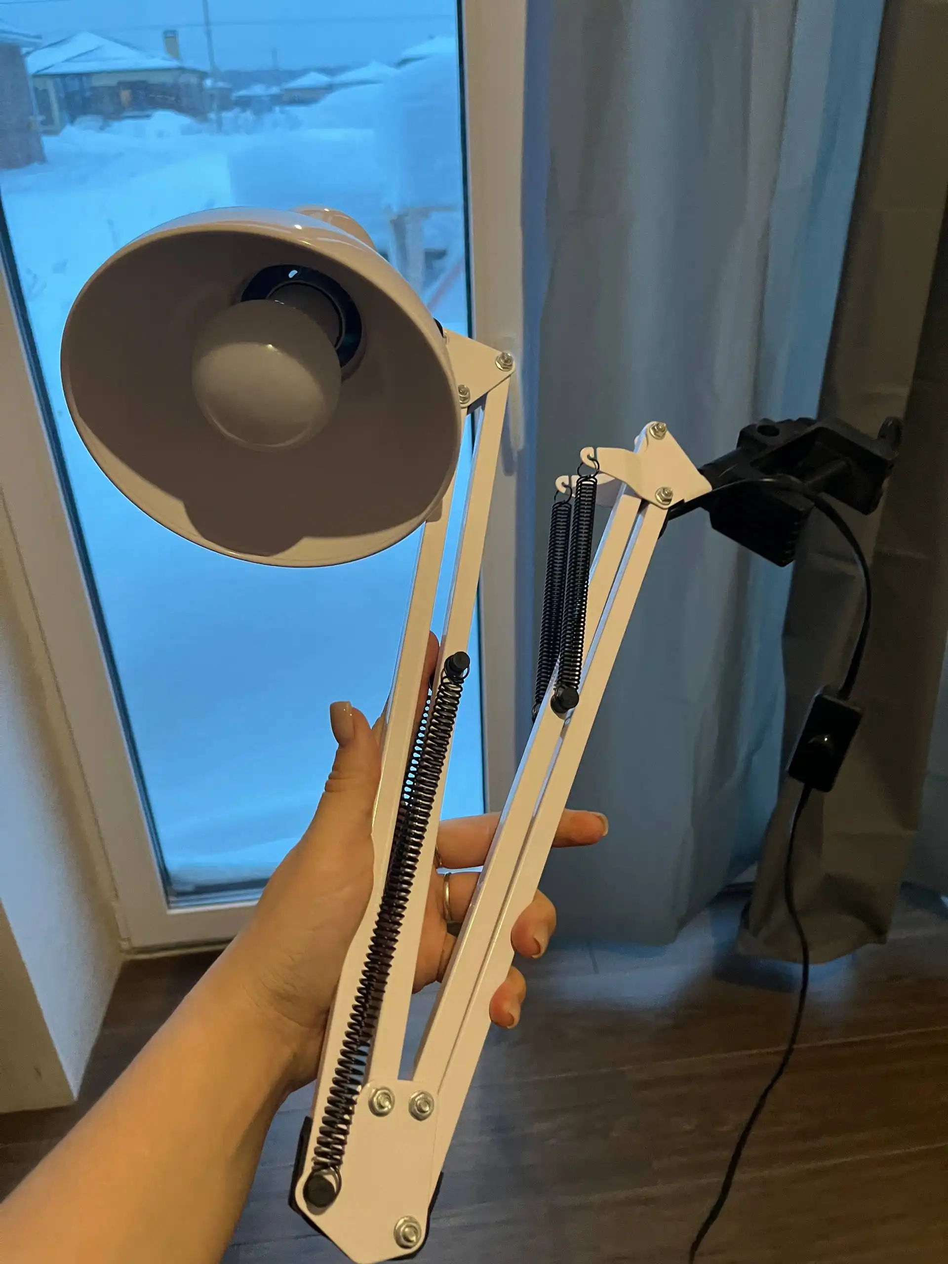 Продажа настольной лампы с красной лампочкой - Барахолка в Казань