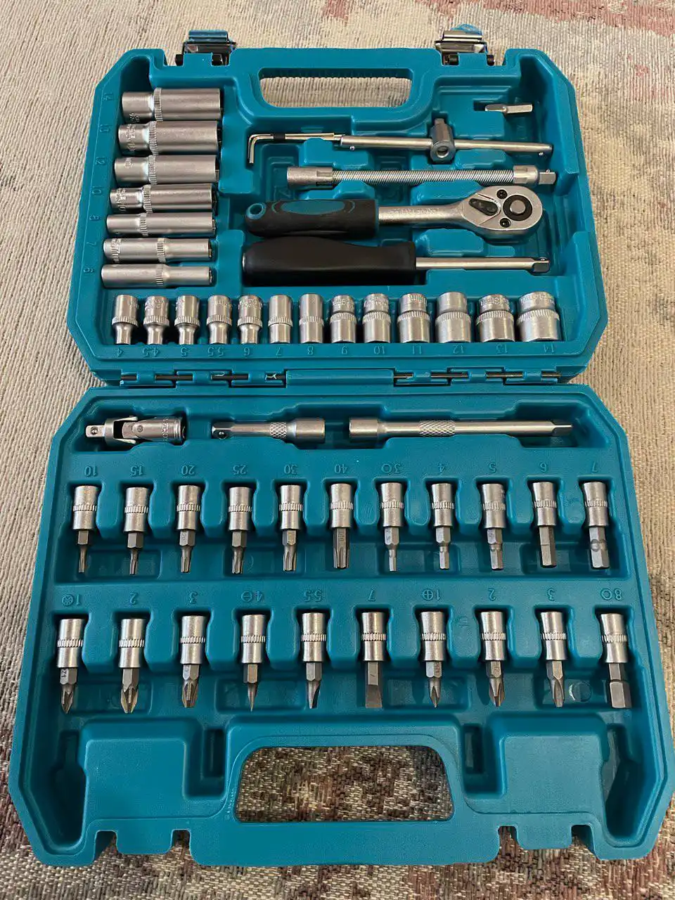 Продам новые наборы инструментов - Инструменты (Барахолка) в Казань