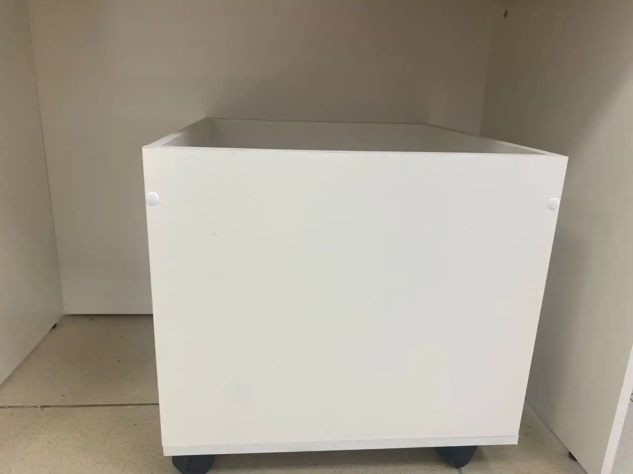 Мебель, стеллажи и оргтехника из брендбука Ozon - Барахолка в Казань