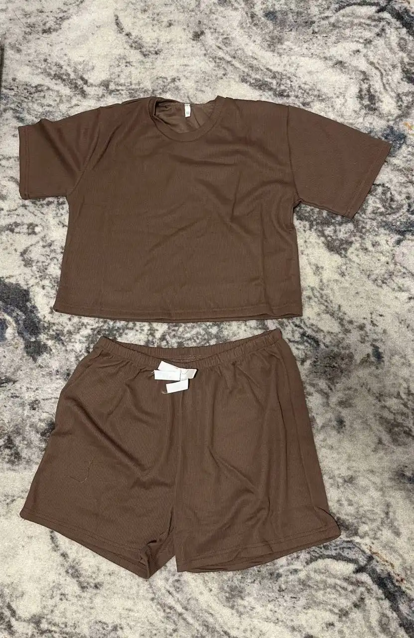 Одежда новая разных размеров и цветов - Одежда в Казань