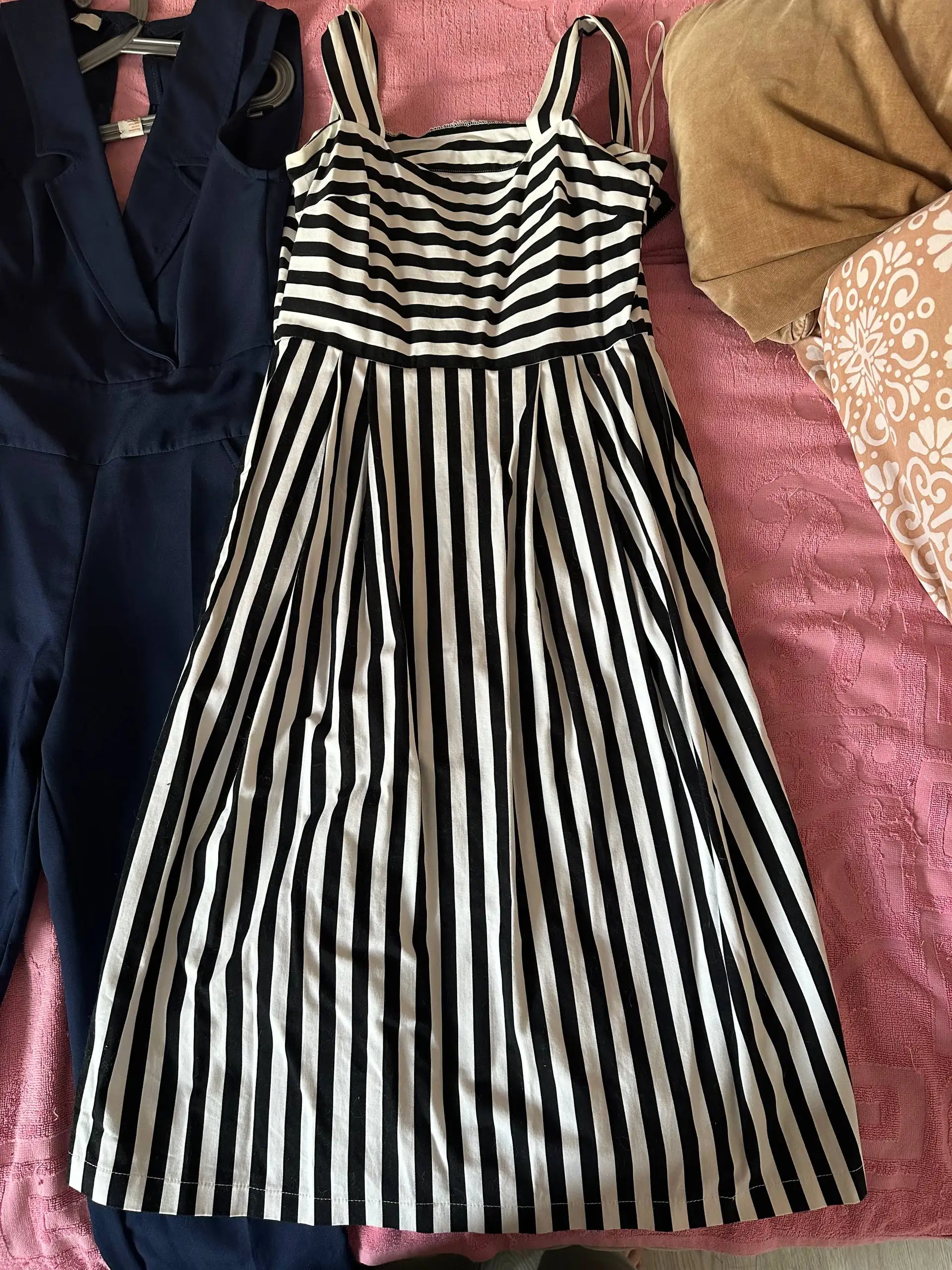 Вещи 40-42 размера даром - Одежда в Казань