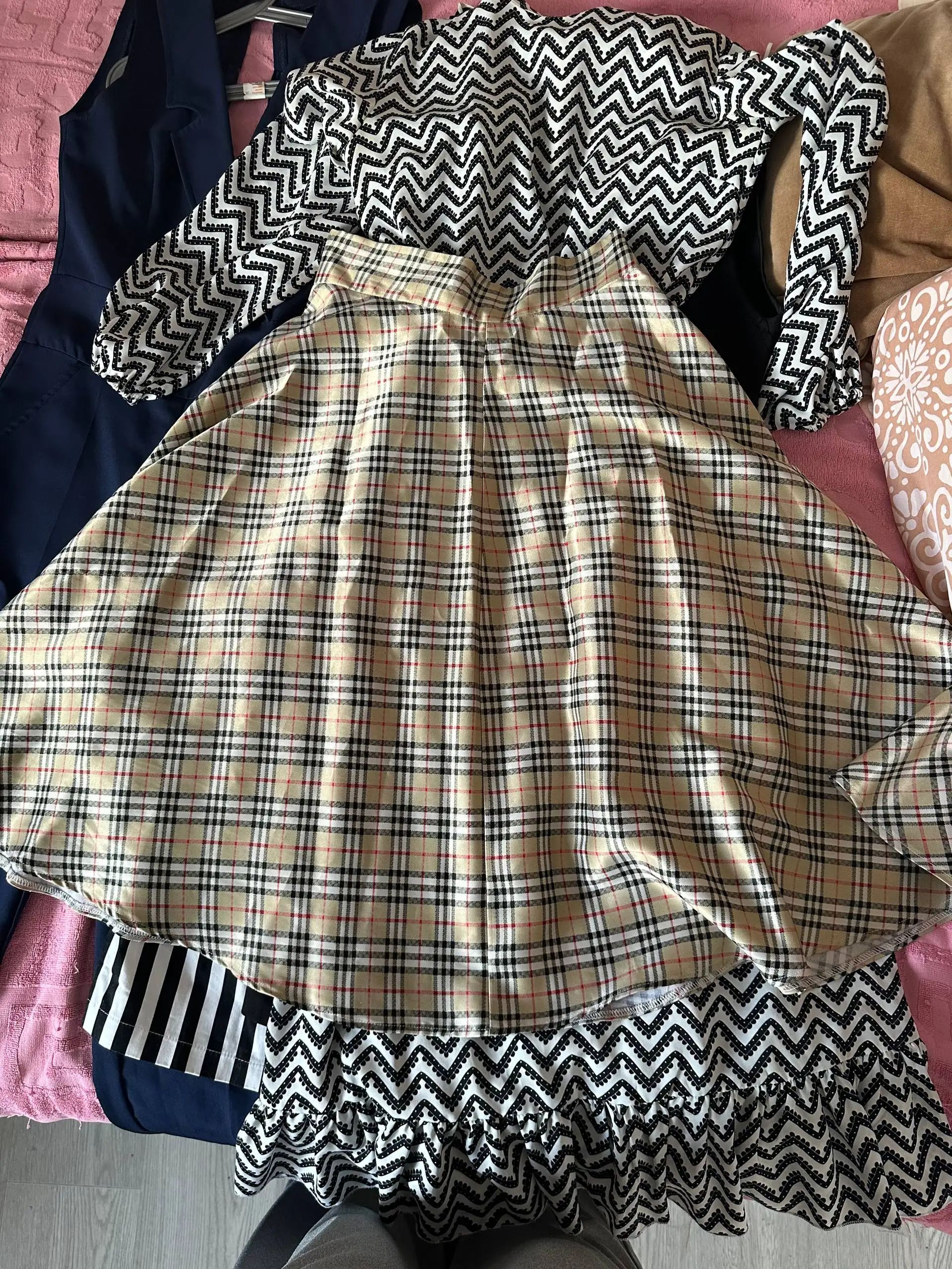 Вещи 40-42 размера даром - Одежда в Казань