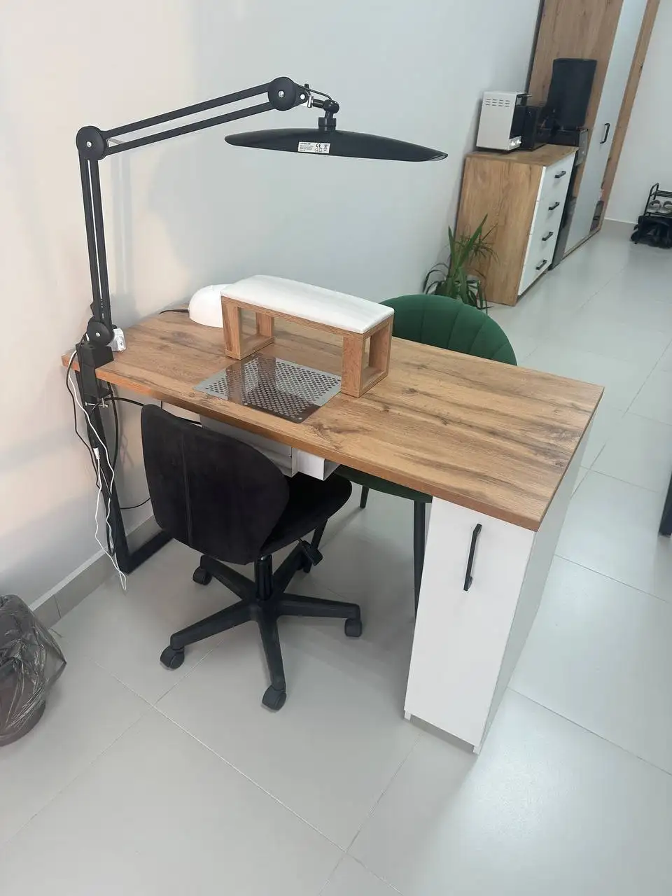 Продажа стола с вытяжкой и стульями - Мебель (Барахолка) в Казань