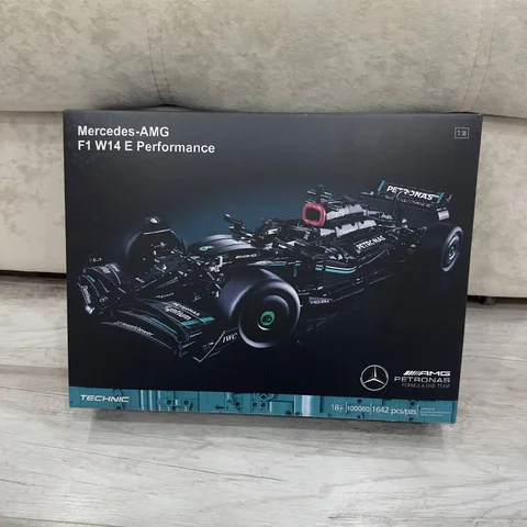 Продам набор конструктора Mercedes-AMG - Хобби и отдых в Казань