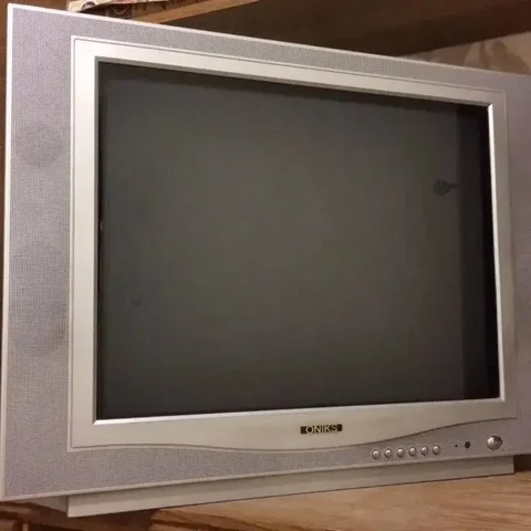 Телевизор отдам даром - Подарки в Казань