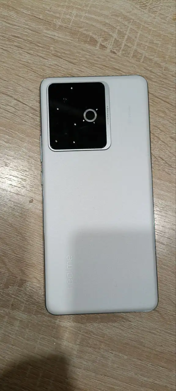 Обмен realme GT7 12/256 с доплатой - Смартфоны (Электроника) в Казань