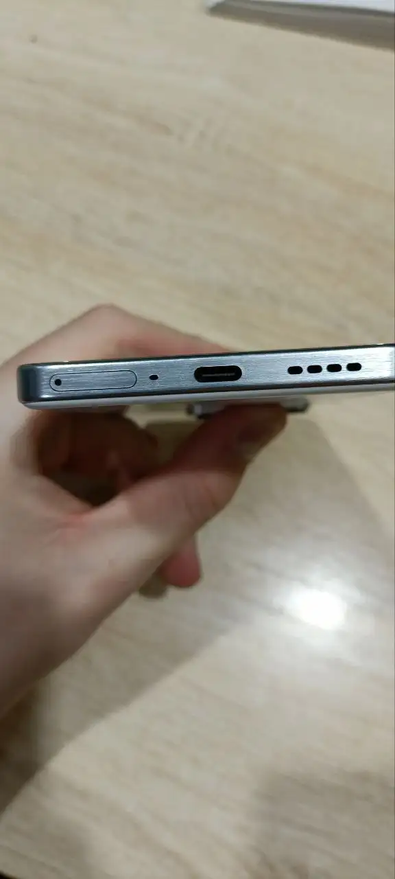 Обмен realme GT7 12/256 с доплатой - Смартфоны (Электроника) в Казань