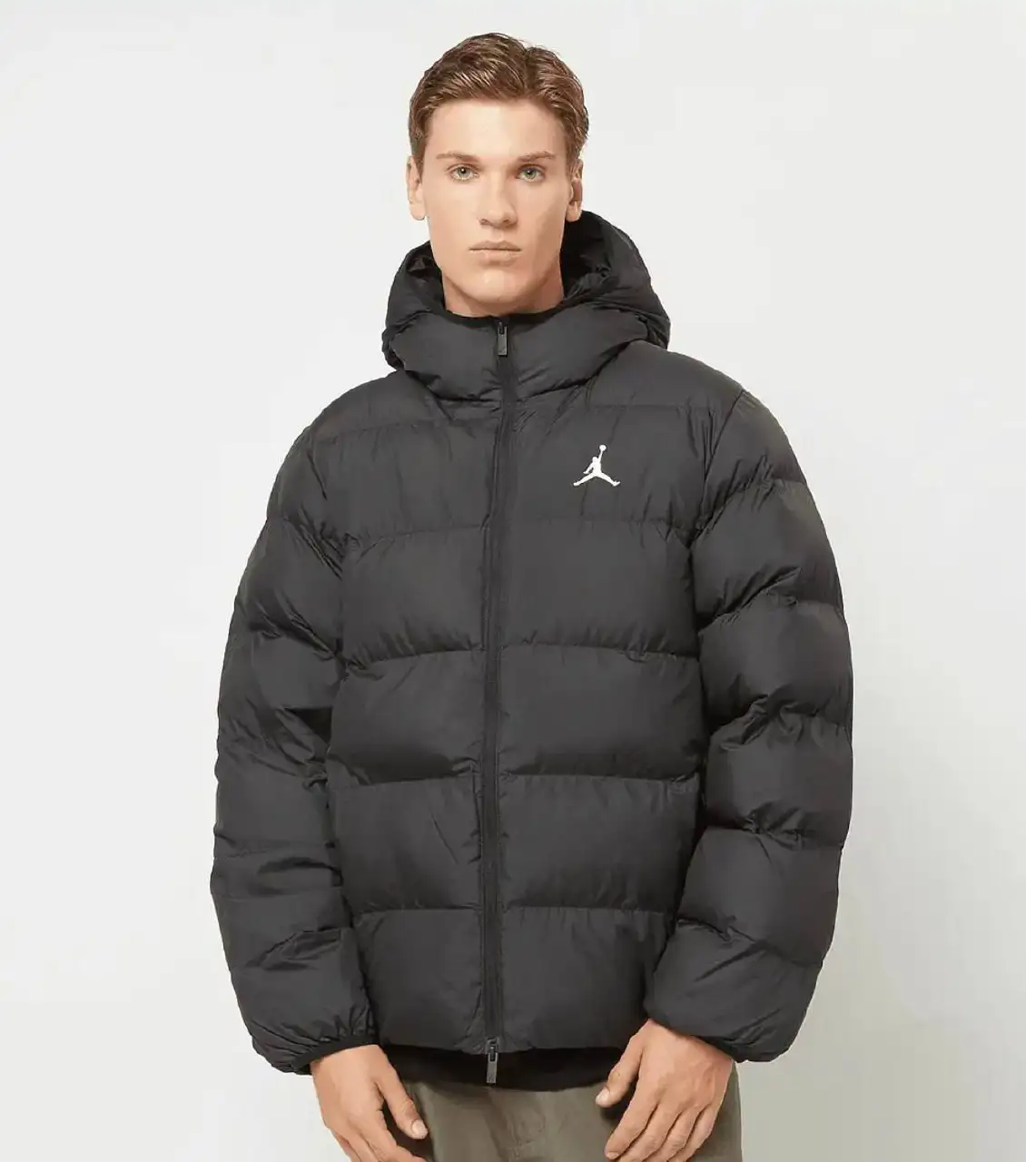 Оригинальный пуховик Jordan Brooklyn черный размер L - Верхняя одежда (Одежда) в Казань