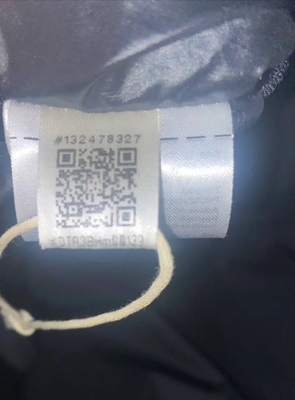 Ветровка Adidas оригинал - Верхняя одежда (Одежда) в Казань