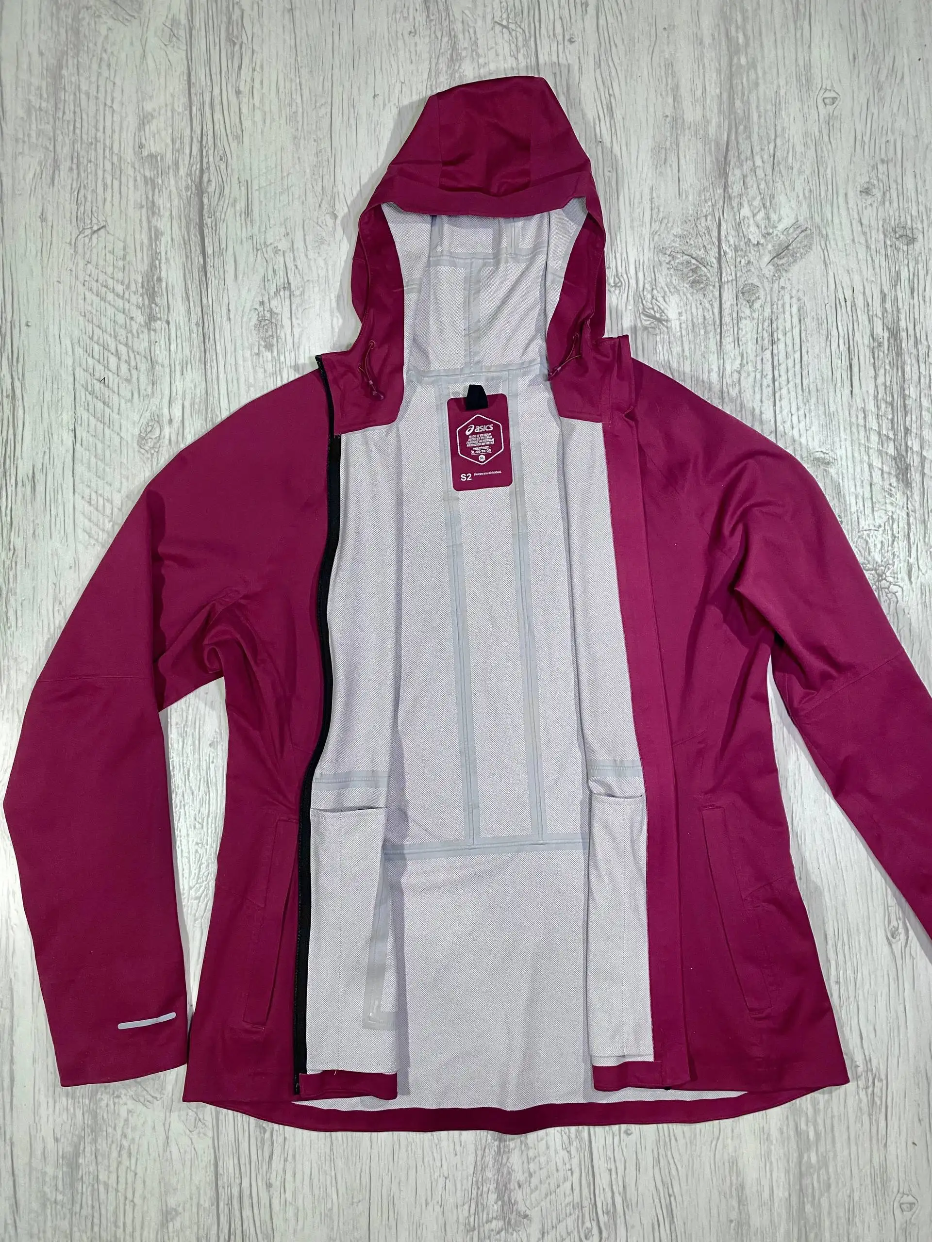 Куртка мембранная беговая ASICS - Спортивная одежда (Одежда) в Казань