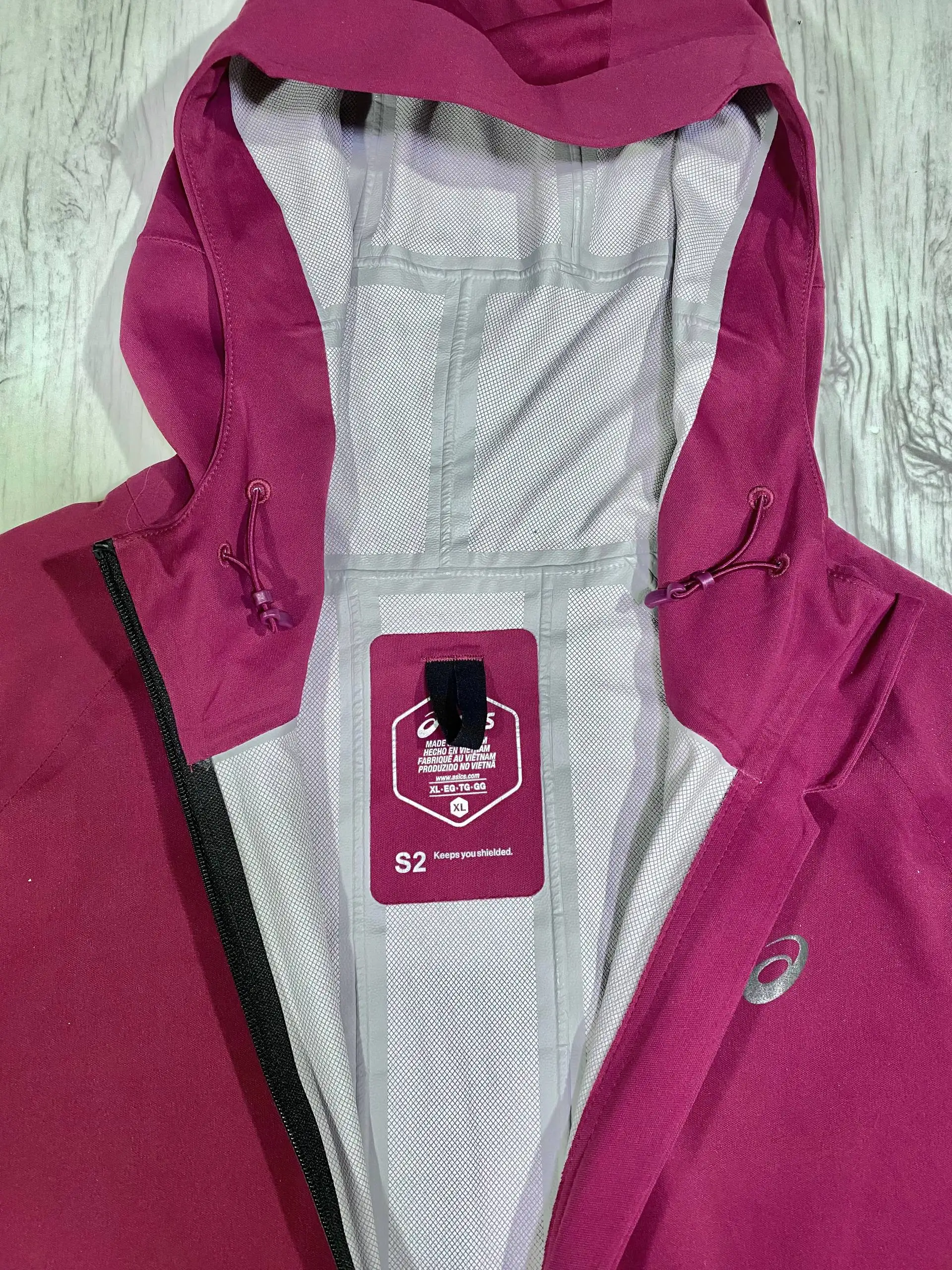 Куртка мембранная беговая ASICS - Спортивная одежда (Одежда) в Казань