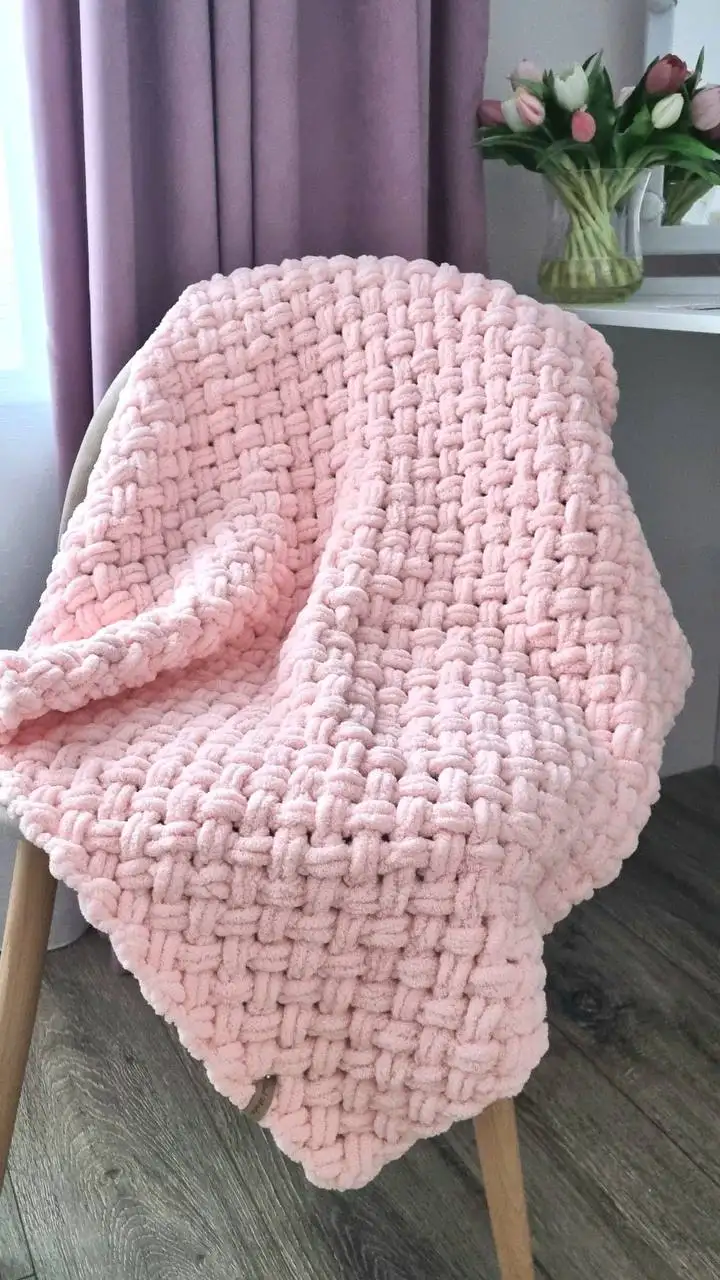 Детские пледы ручной вязки из пряжи Alize Puffy - Текстиль для детей (Товары для детей) в Казань