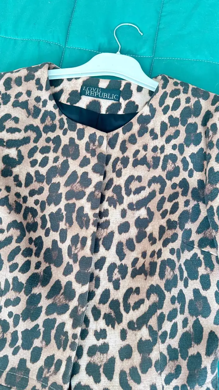 Продажа пальто и укороченного пиджака - Верхняя одежда (Одежда) в Казань