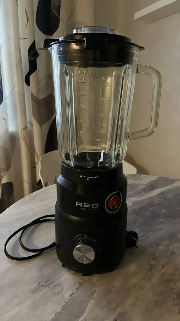 Продажа блендера Redmond б/у - Кухонная техника (Барахолка) в Казань