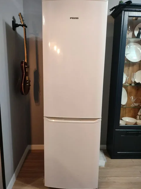 Продажа большого двухкамерного холодильника Pozis - Холодильники в Казань