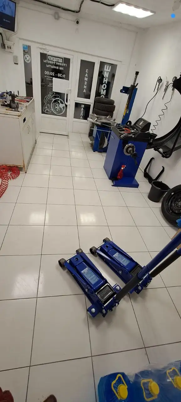 Оборудование для шиномонтажа ROSSVIK и Patriot - Шиномонтажное оборудование (Готовый бизнес и оборудование) в Казань