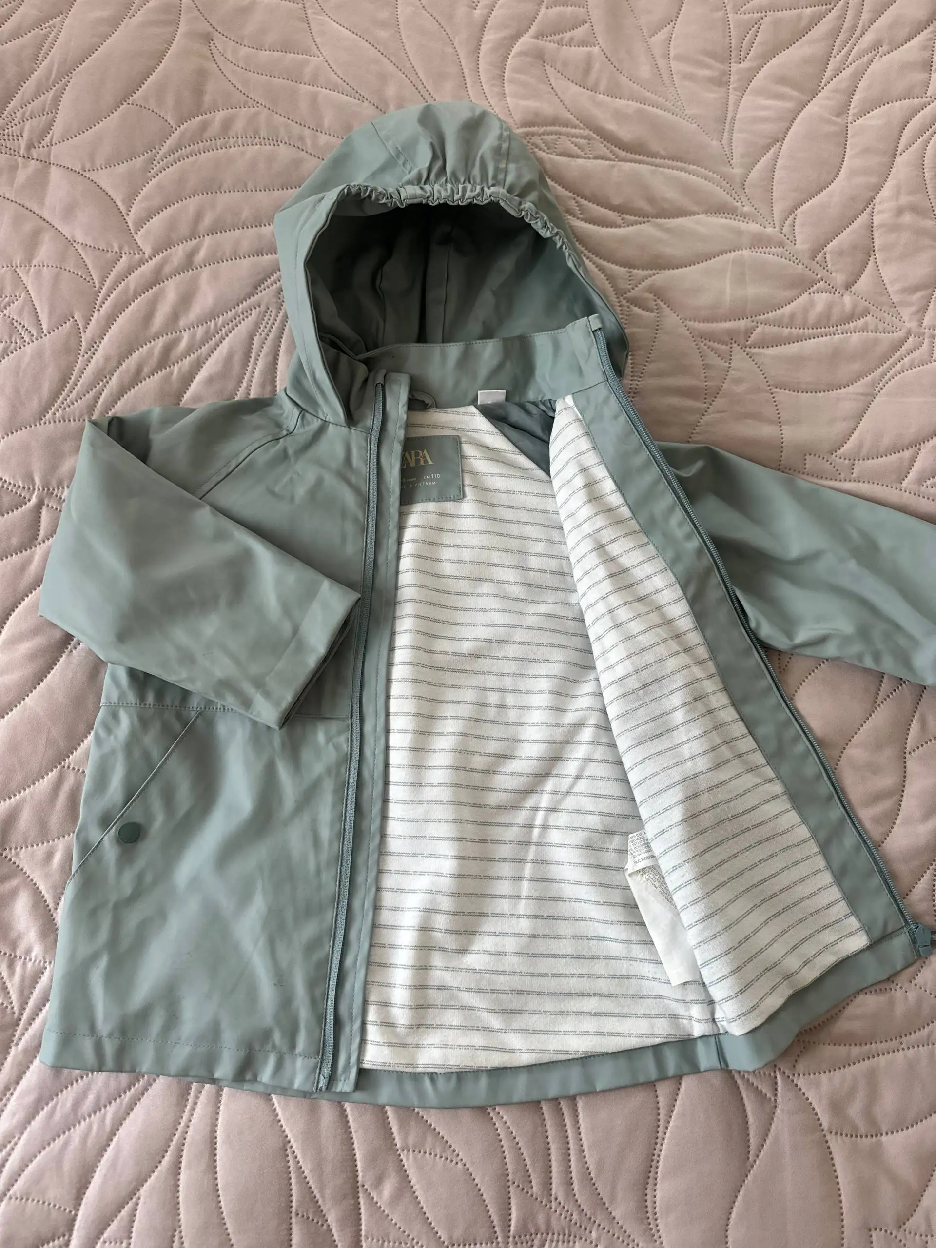 Продажа детских вещей б/у отличное состояние - Одежда (Товары для детей) в Казань