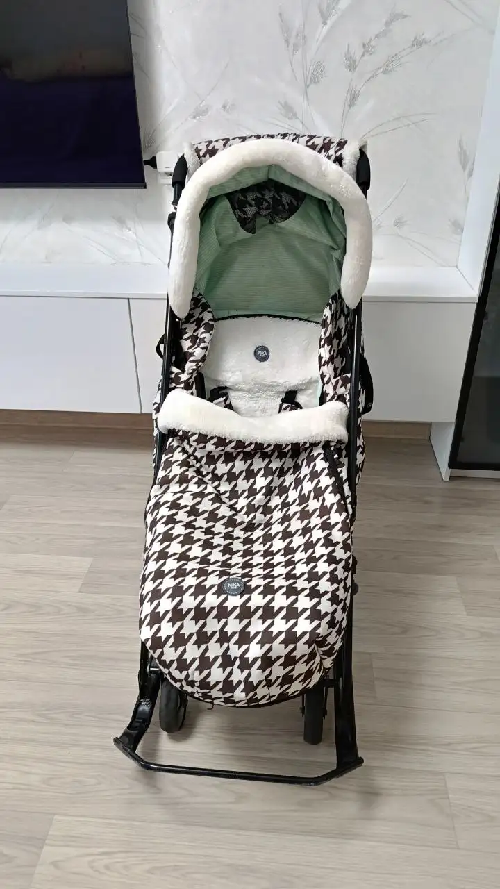 Санки-коляска с сумкой и муфтой для рук - Товары для детей (Барахолка) в Казань