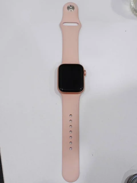 Apple Watch SE 40мм б/у - Сим-карты и тарифы в Казань