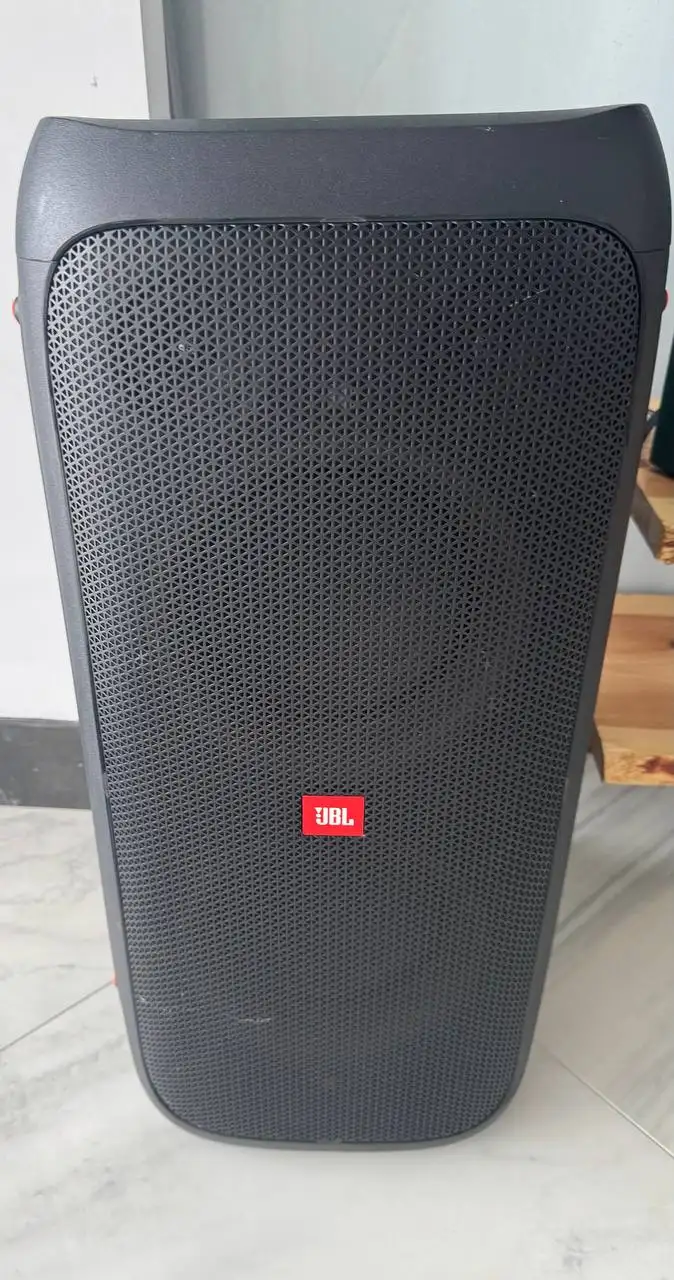 Караоке в идеальном состоянии - Аудиотехника (Электроника) в Казань