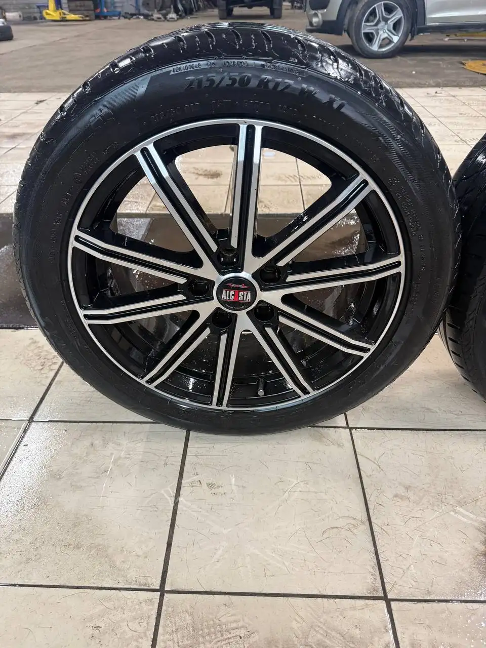 17 колеса в сборе для VW Passat - Колеса и диски (Запчасти) в Казань