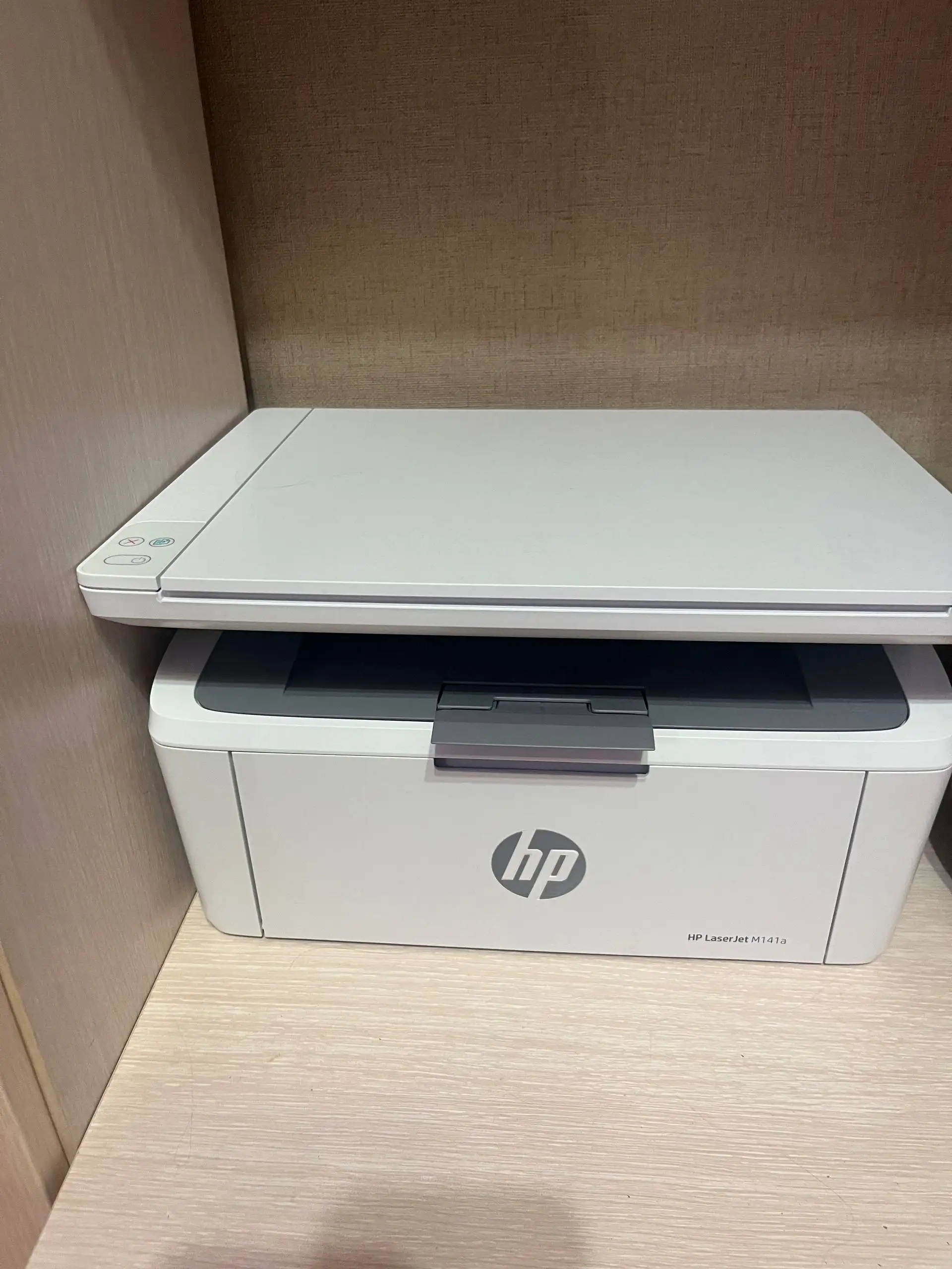 Продажа нового лазерного МФУ HP LaserJet MFP M141a - Оргтехника (Электроника) в Казань
