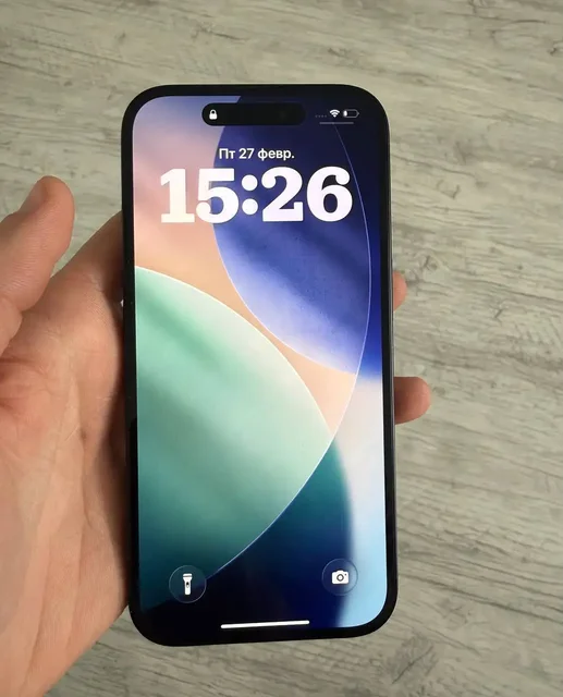 iPhone 16 128 ГБ черный в отличном состоянии - VR-очки в Казань