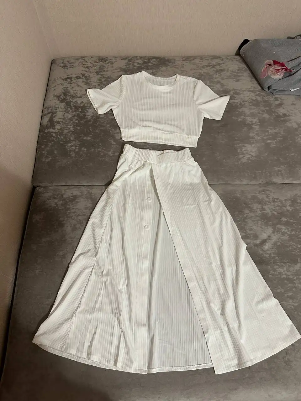 Костюмы с юбкой и топом летние новые - Женская одежда (Одежда) в Казань