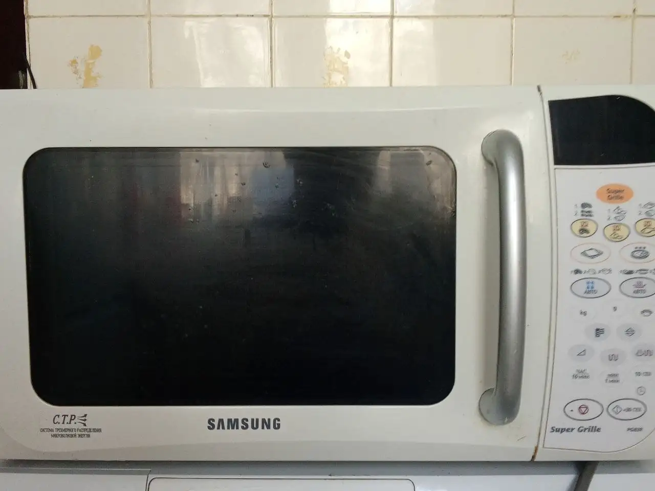 Продам микроволновку Samsung - Электроника (Барахолка) в Казань