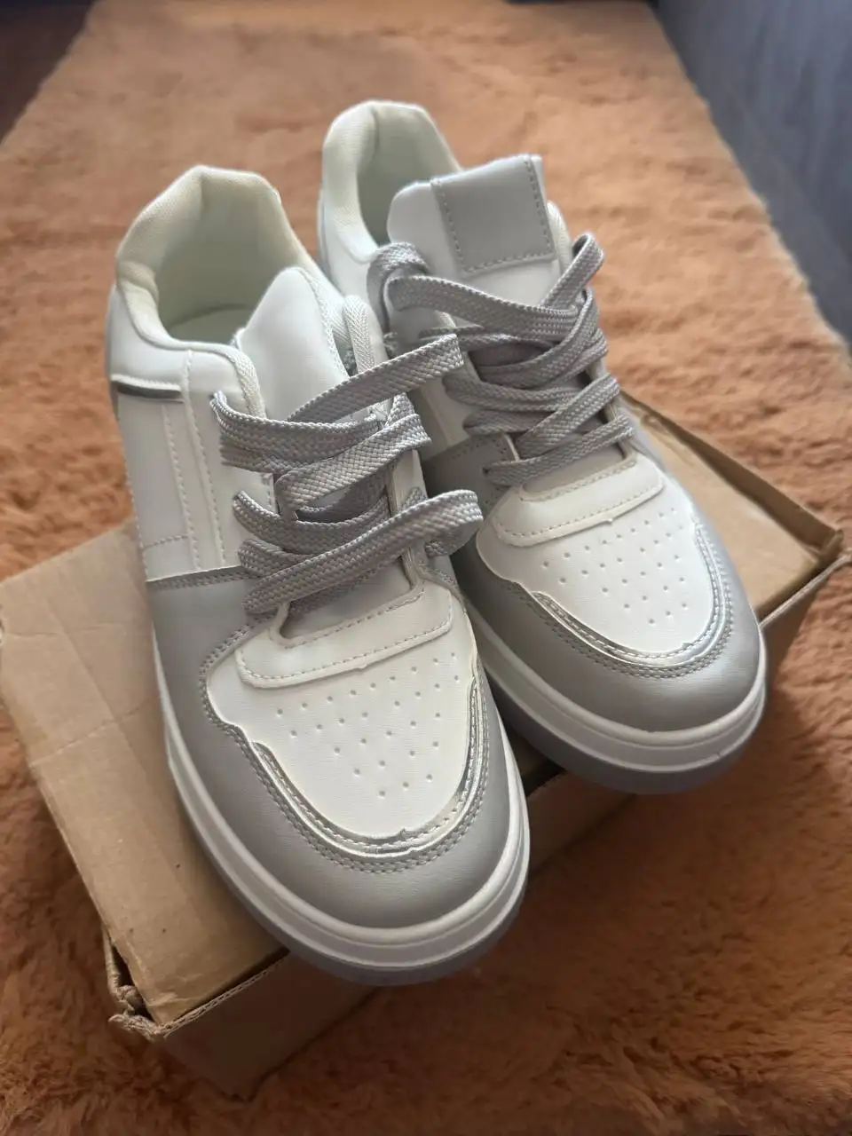 Продам одежду 40 размер - Одежда в Казань