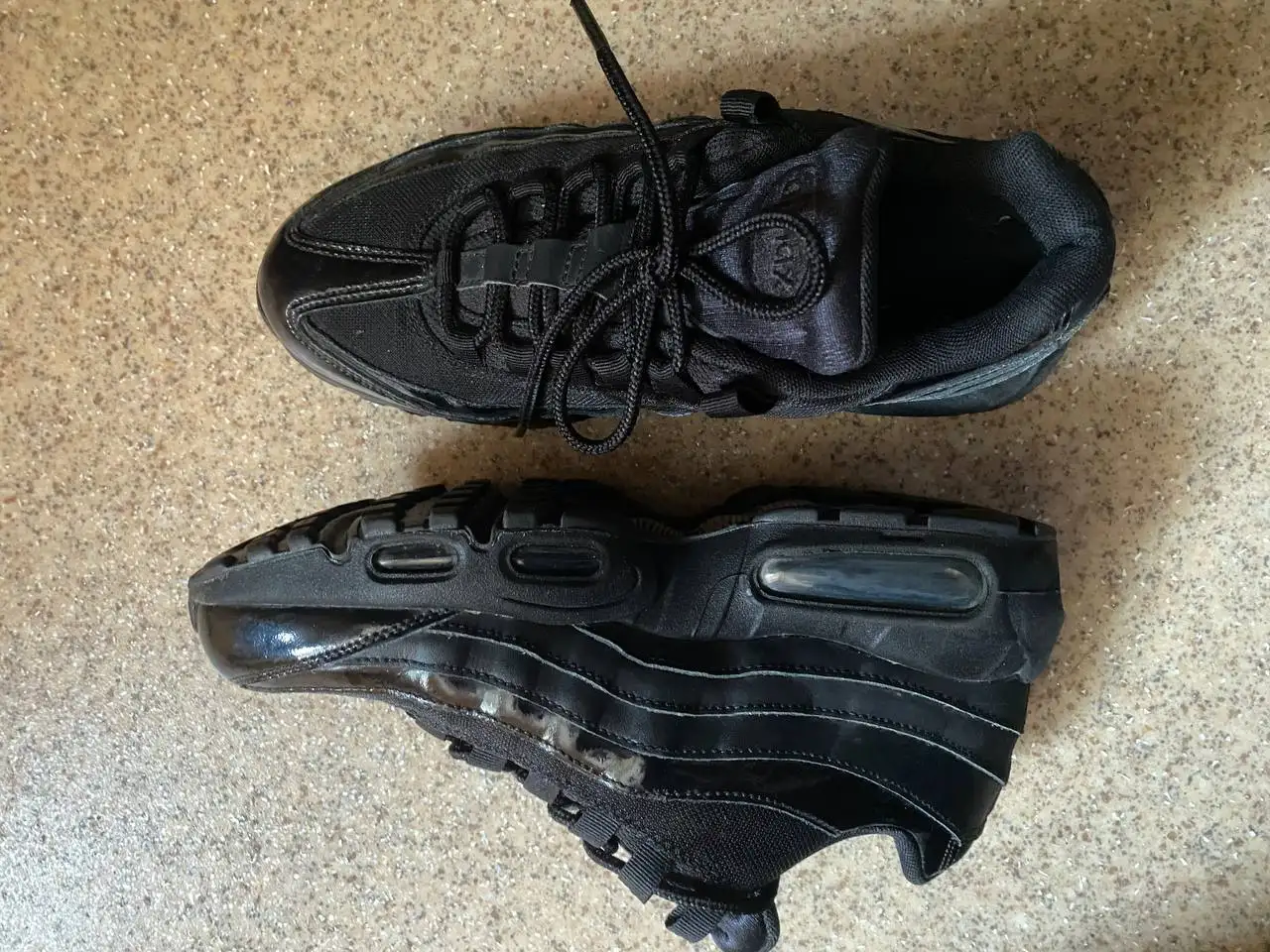 Женские кроссовки Nike AIR MAX 95 черные глянцевые оригинал - Обувь (Одежда) в Казань